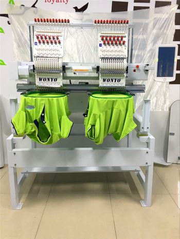 2 Caps Cap Tshirt Màquina de brodar plana amb programari